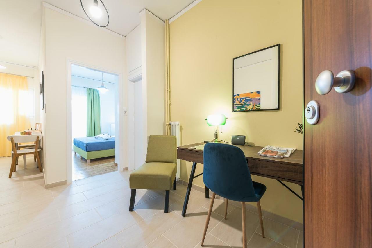 Stylish Kerameikos Apartment By Cloudkeys Atene Esterno foto